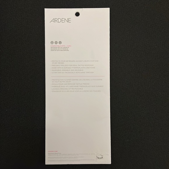 Brand New MacBook Pro Keyboard Protector - Picture 2 of 2